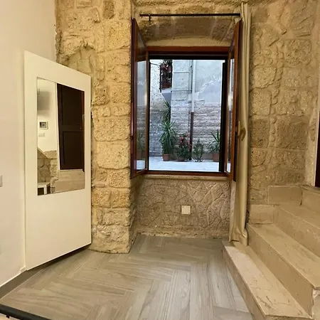 Πανσιόν Corte San Gaetano 3*